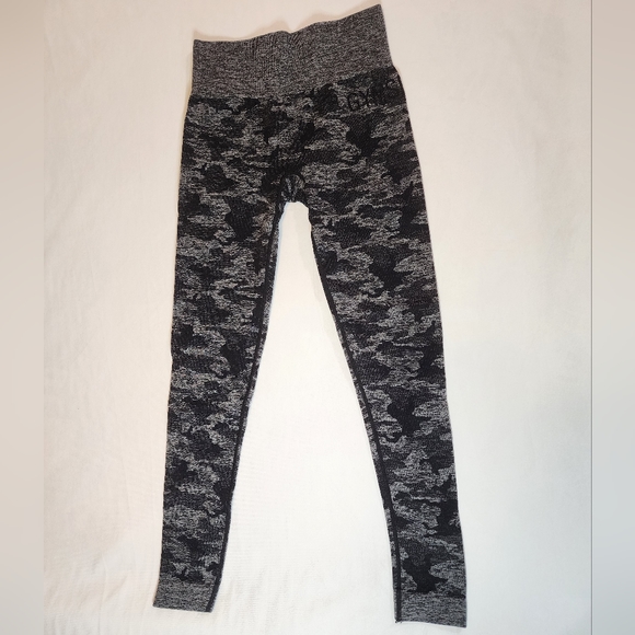 Gymshark Adapt Camo Seamless Leggings black and gray camo size xs - Picture 10 of 12